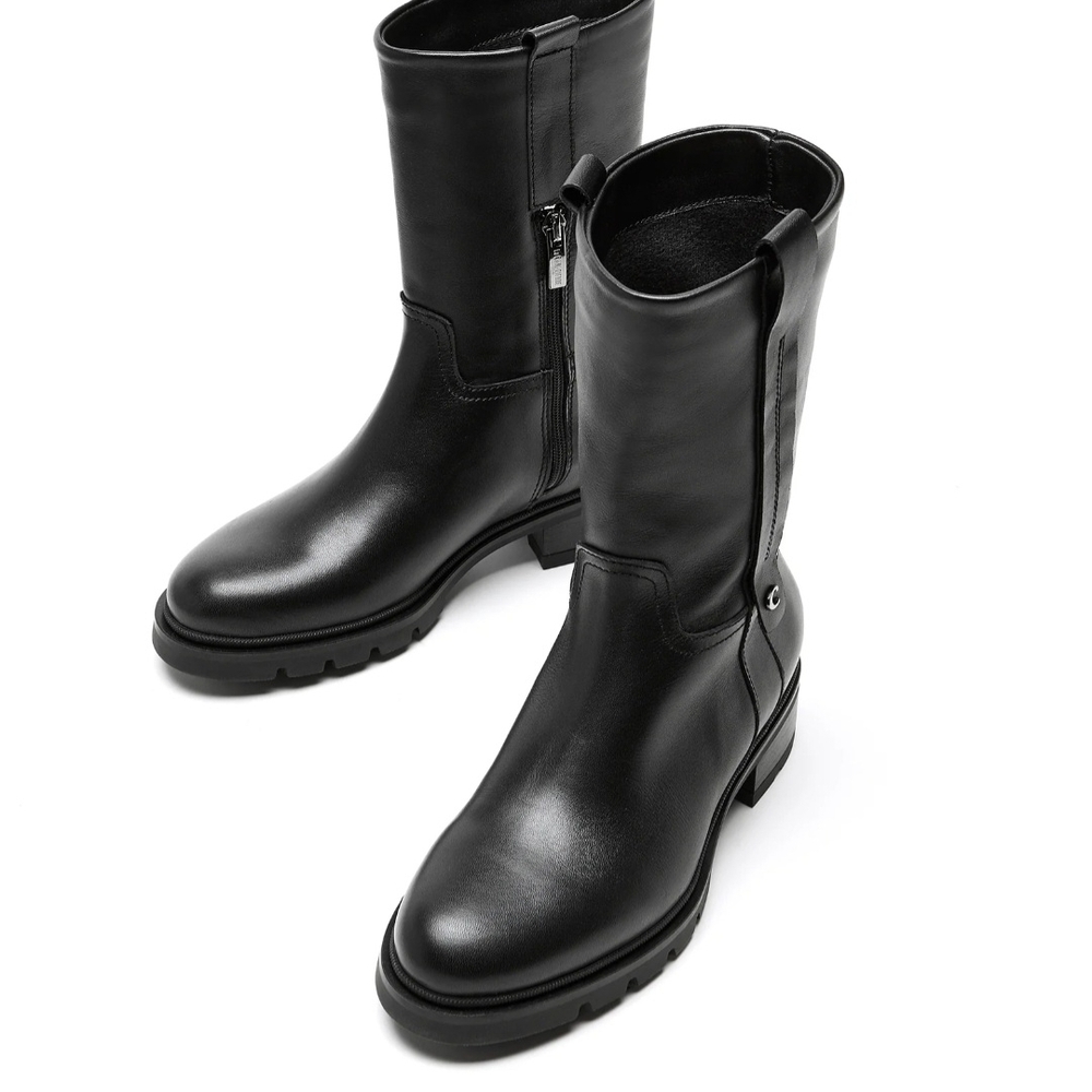 La Canadienne Black Leather Boots